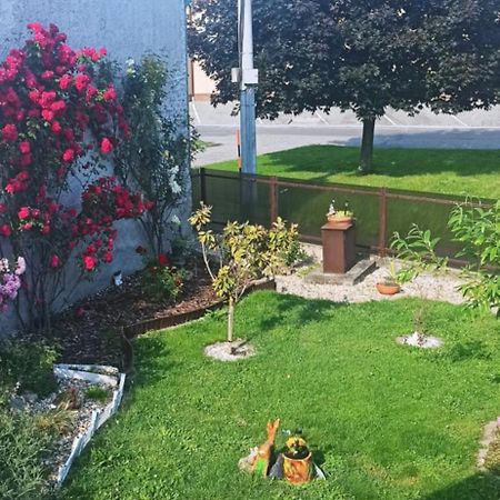 Appartamento Utulny Privat Veľký Meder Esterno foto
