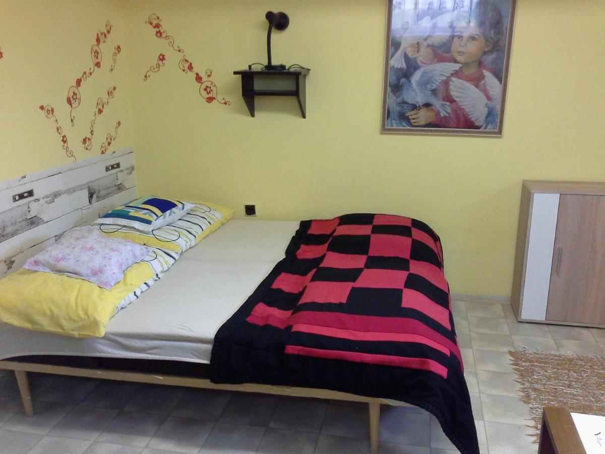 Appartamento Utulny Privat Veľký Meder Esterno foto
