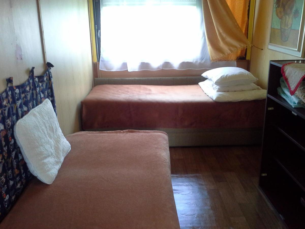 Appartamento Utulny Privat Veľký Meder Esterno foto