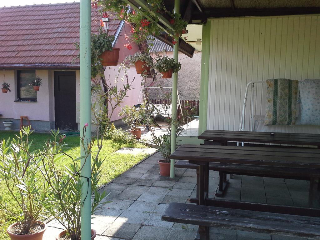 Appartamento Utulny Privat Veľký Meder Esterno foto