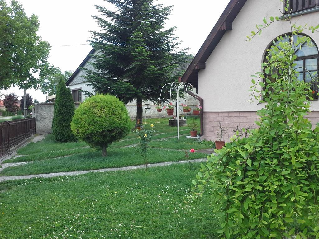 Appartamento Utulny Privat Veľký Meder Esterno foto