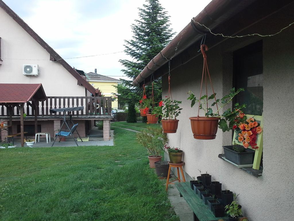 Appartamento Utulny Privat Veľký Meder Esterno foto